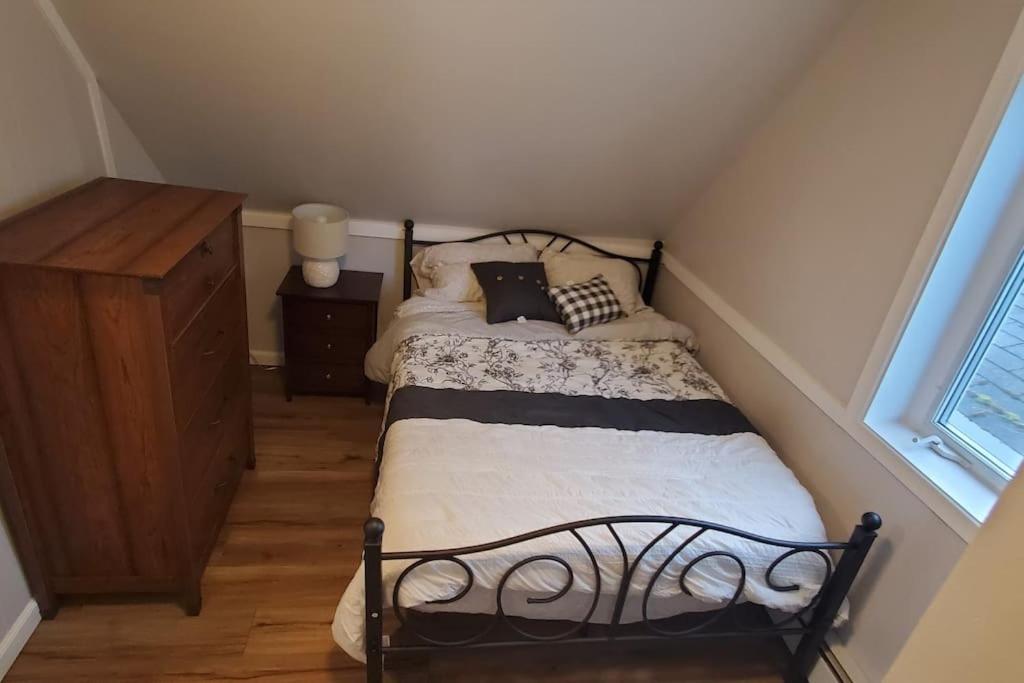 Luxury Dt Cottage - Free Parking - Self Check-In Anchorage Zewnętrze zdjęcie